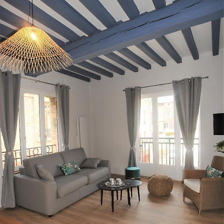 Au Colombage Bleu 2 A 4 Pers Apartment Dieppe Exterior photo